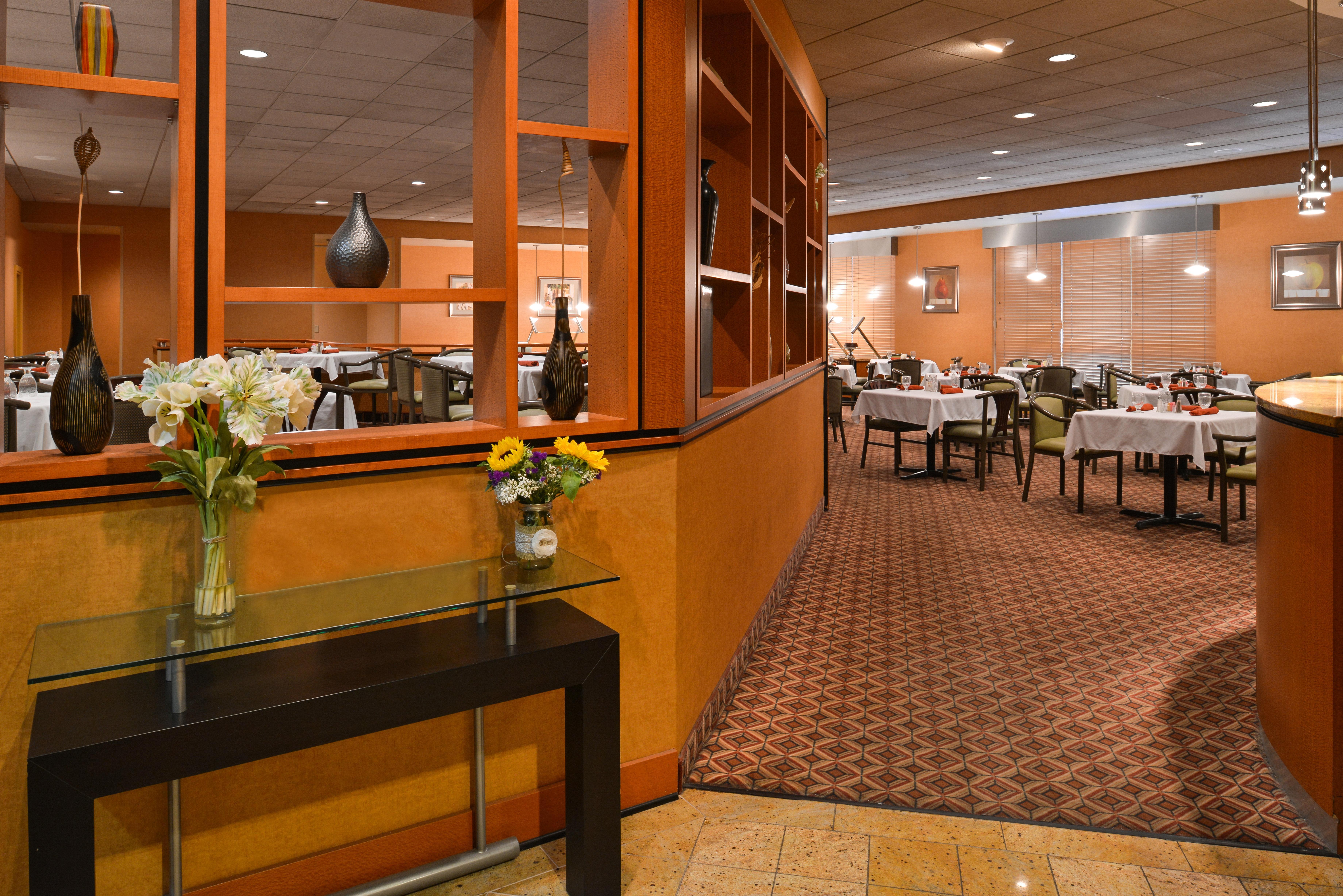 Holiday Inn Martinsburg By Ihg Εξωτερικό φωτογραφία