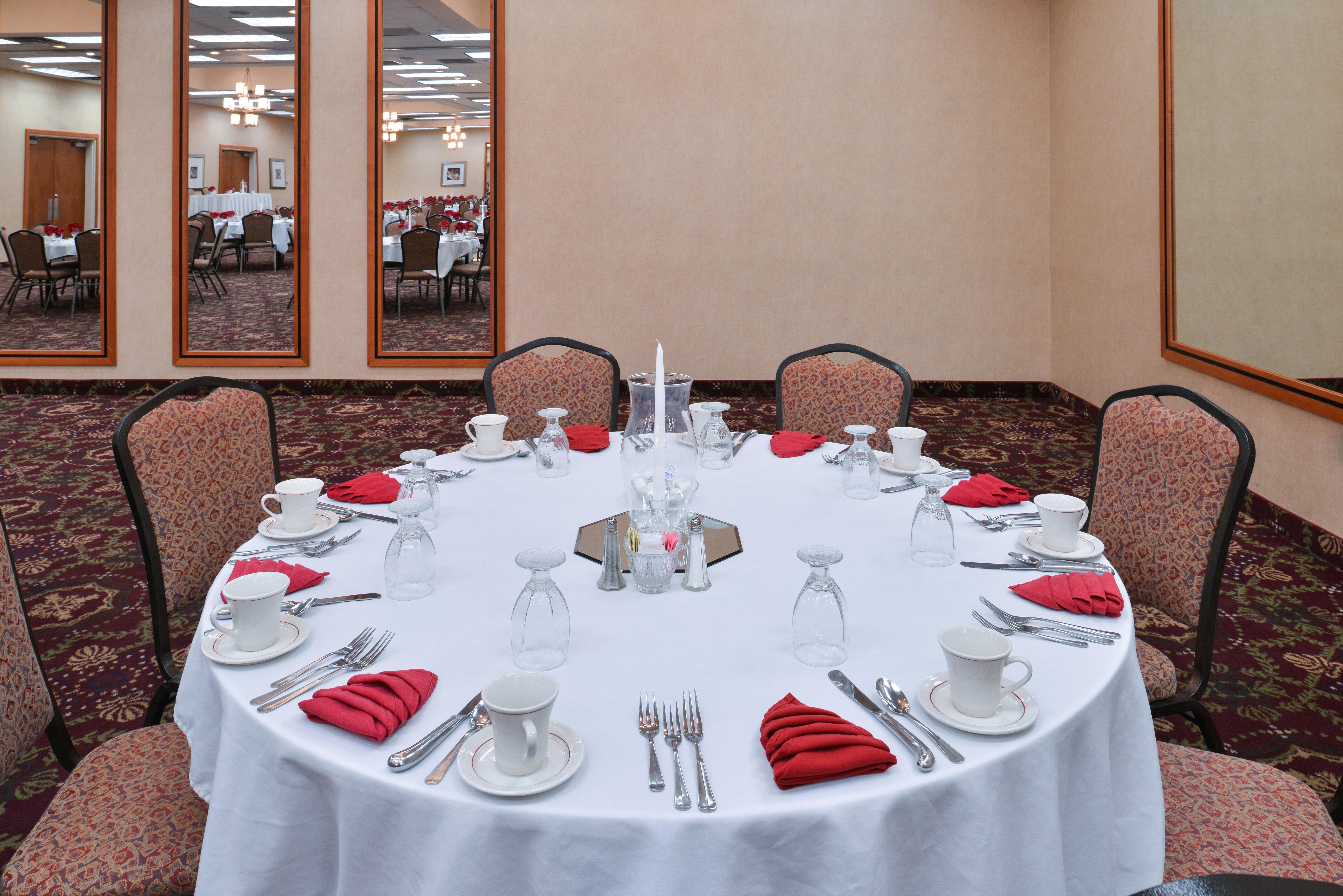 Holiday Inn Martinsburg By Ihg Εξωτερικό φωτογραφία